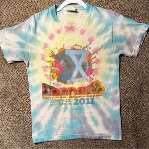 Tie-Dye Bonnaroo 2011 T-Shirt features Eminem, arcade fire - Blue, Pink & Yellow